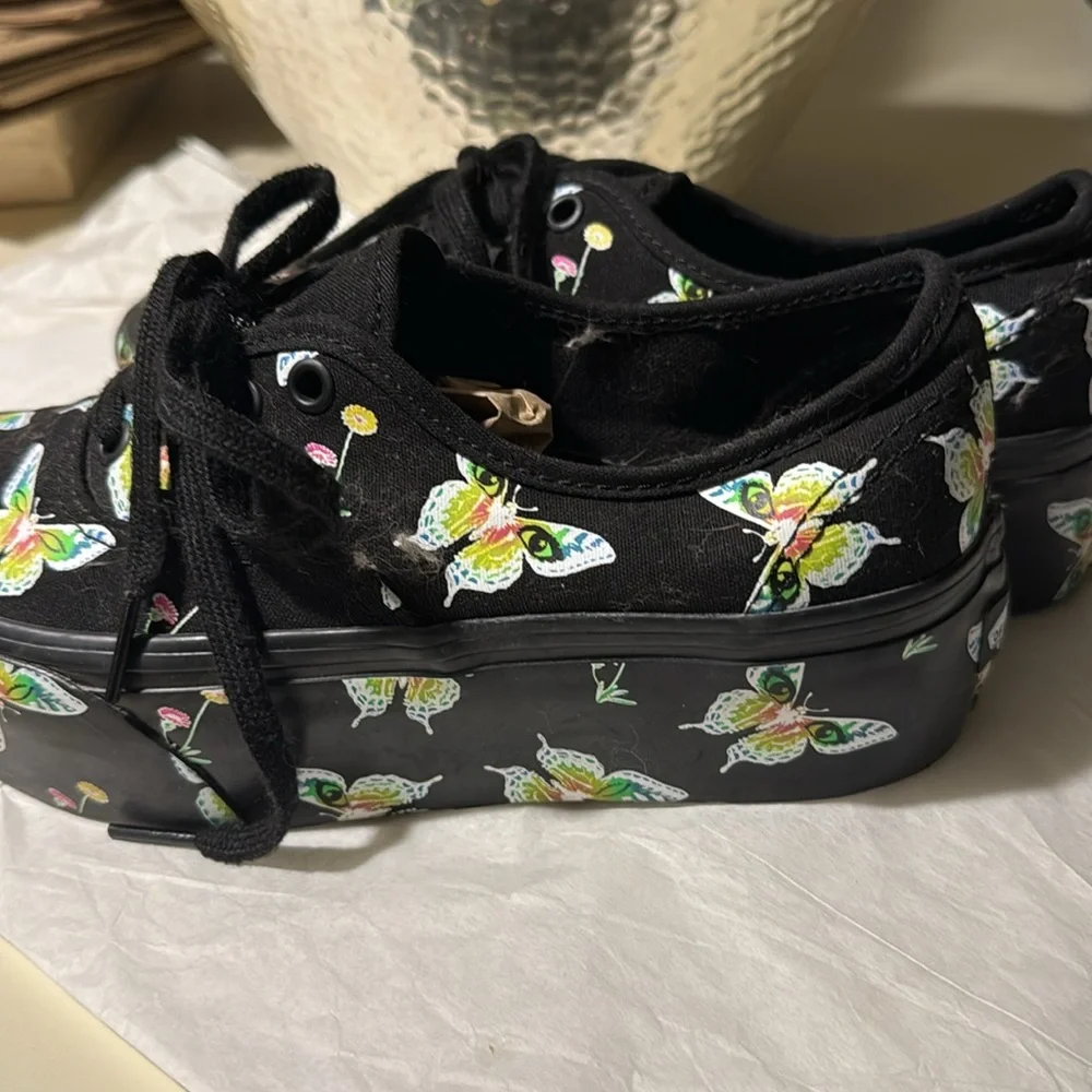 Vans like new - Picture 2 of 6